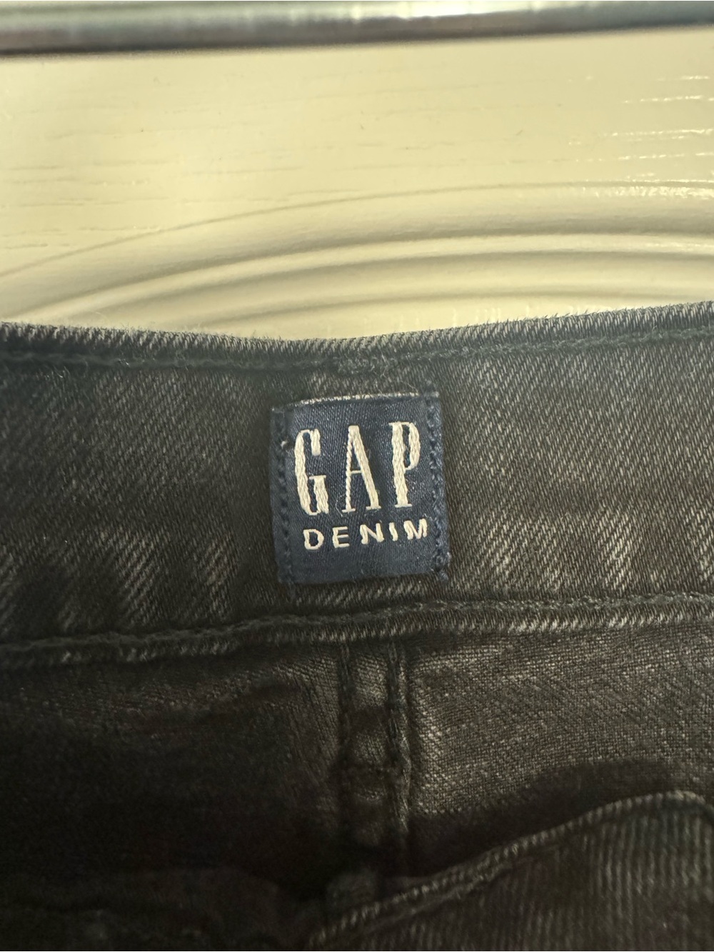 GAP Black Cropped Cheeky Straight Leg Jeans - Picture 5 of 14